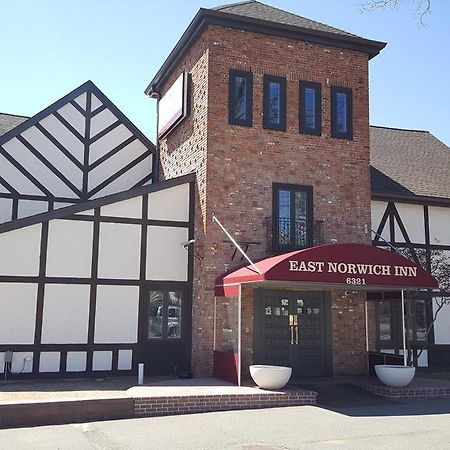 East Norwich Inn Eksteriør billede