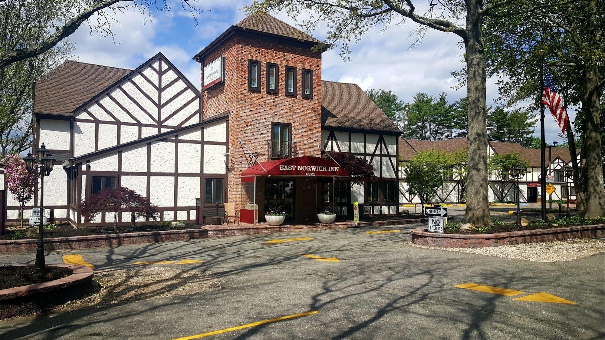 East Norwich Inn Eksteriør billede